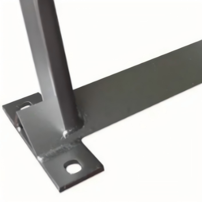 Heavy Duty Stable Conveyor Belt Frame for Industrial Use 3mm Steel Welding Service Custom Lengths Available 1 Förderbandrahmen mit Nivellierfüßen und Antriebsmontagebasis