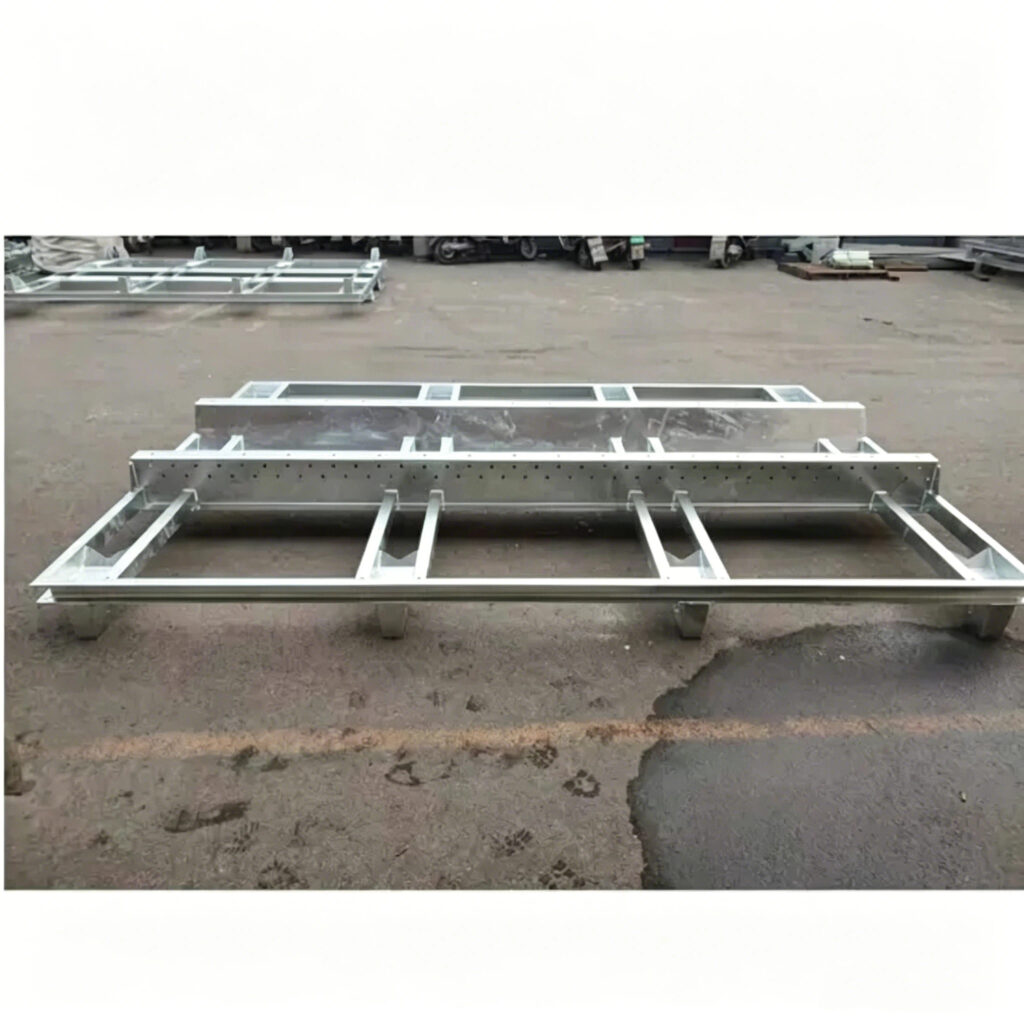 Extremely Precise Welded Trailer Frame 3 Inch Channel Steel Dump Trailer Base Flatbed Trailer Support 1 Châssis de remorque soudé de précision pour la fabrication et les systèmes d'assemblage de remorques OEM