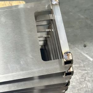 Superior Perforated Aluminium Baking Tray Zero Warp Custom Welding Services wi...