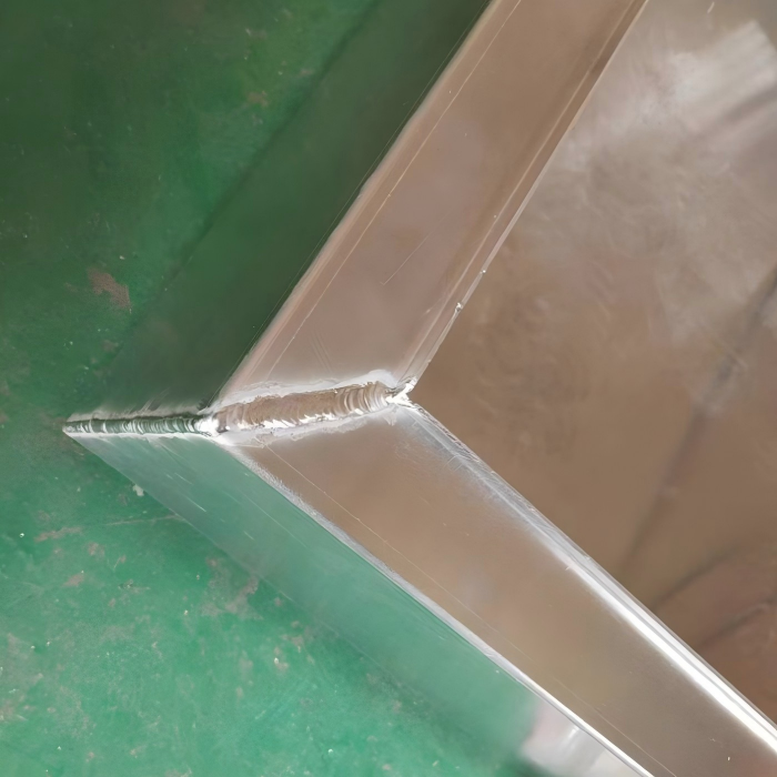 High-quality Corner Joint Welding on steel plates