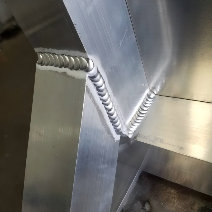 Strong corner joint created with Corner Joint Welding
